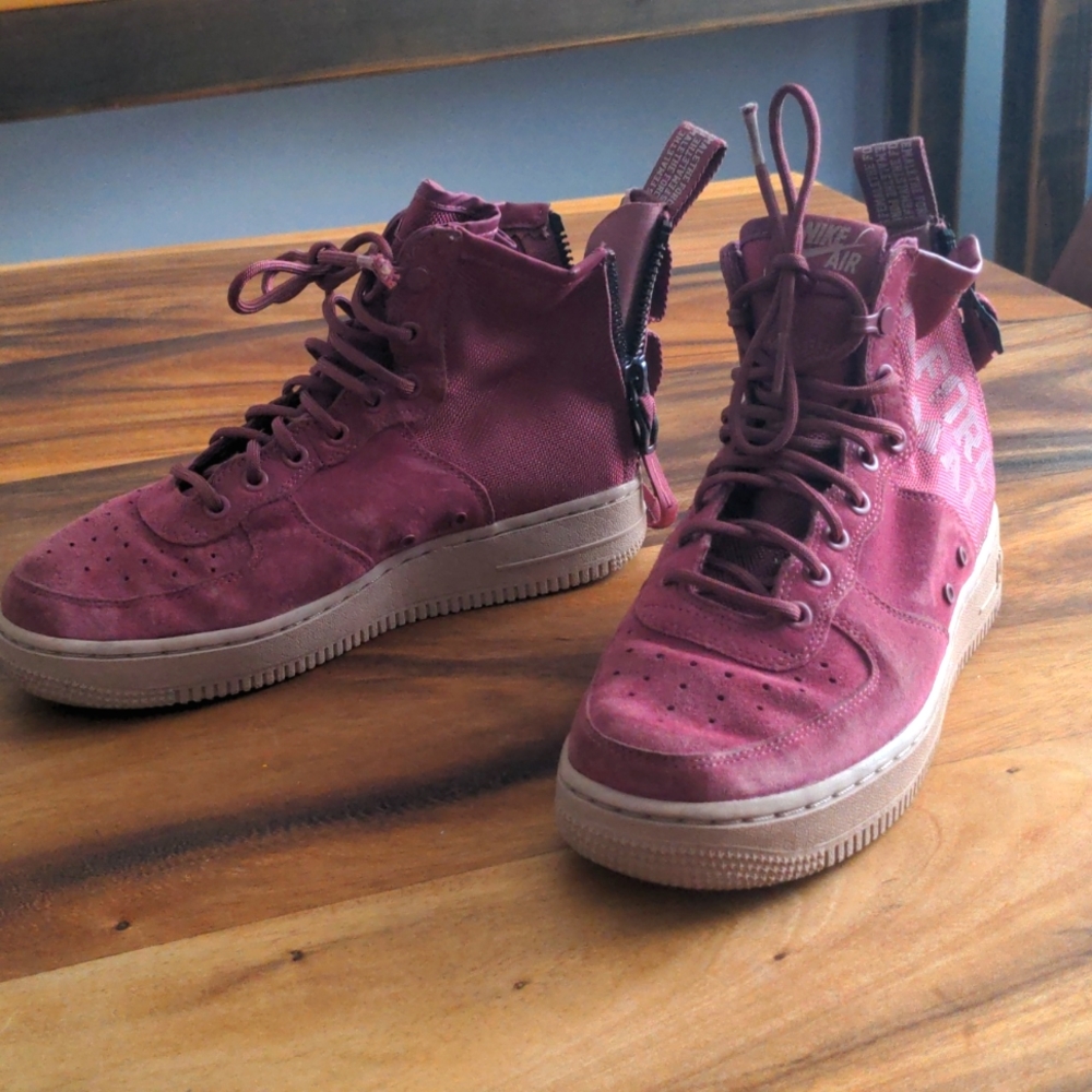 Women's Nike Air Force Hi top